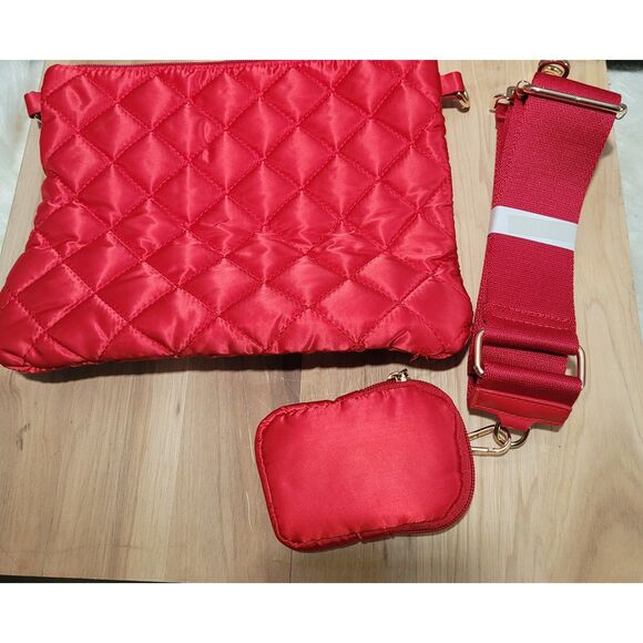 Ah-Dorned Red Puffer Quilted Travel Bag/Tote NWOT - Picture 7 of 7